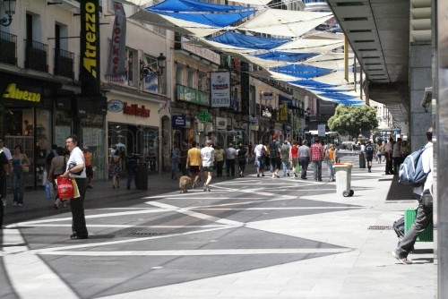 La Calle Preciados