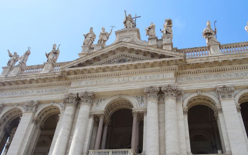 Lee más sobre el artículo La archibasílica de San Juan de Letrán en Roma en Italia