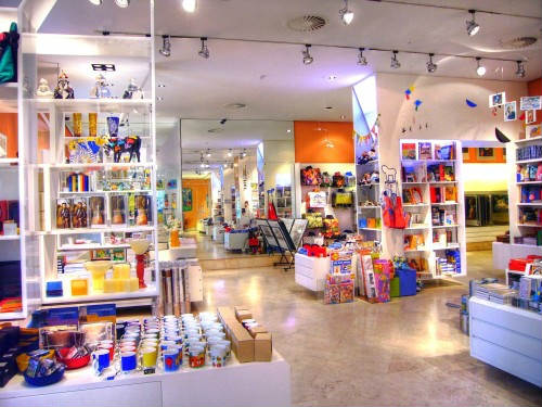 Tienda del Museo Thyssen Bornemisza Tienda del Museo Thyssen Bornemisza