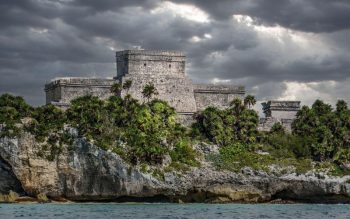 Lee más sobre el artículo Los atractivos de Tulum “la ciudad amurallada”