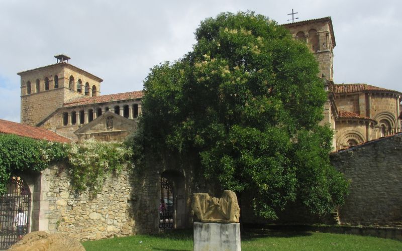Lee más sobre el artículo Santillana del Mar