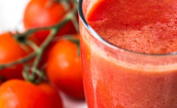 Lee más sobre el artículo Los 5 platos imprescindibles de la gastronomía andaluza que puedes probar en el Alegría Flamenco y Gastronomía