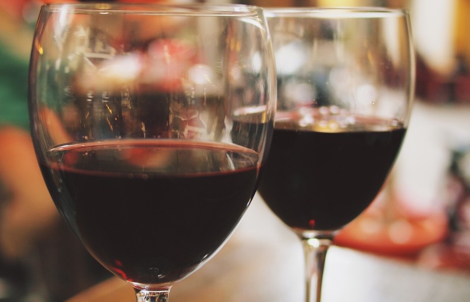 Lee más sobre el artículo España, líder mundial en exportación de vino – Todos los datos actuales en 2023