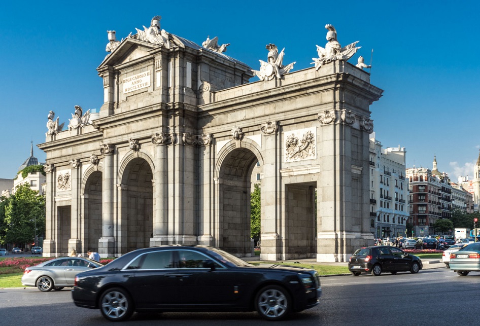 Lee más sobre el artículo Viajar a Madrid en coche