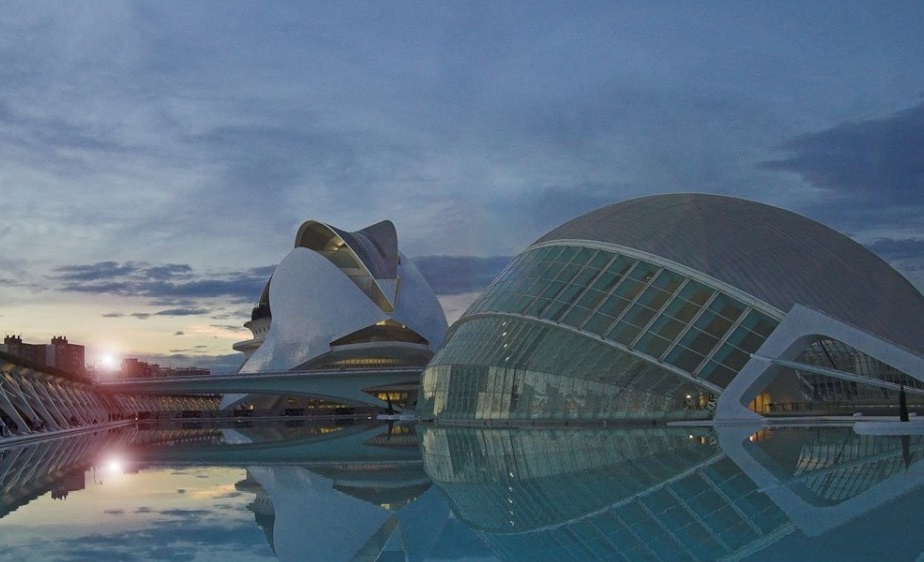 Lee más sobre el artículo La Ciudad de las Artes y las Ciencias en Valencia
