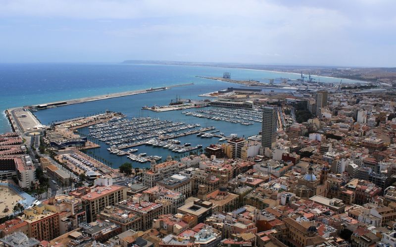 Lee más sobre el artículo Guía de turismo en la provincia de Alicante