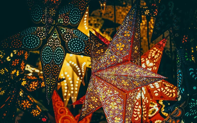 Lee más sobre el artículo Los mejores destinos para pasar las navidades en España