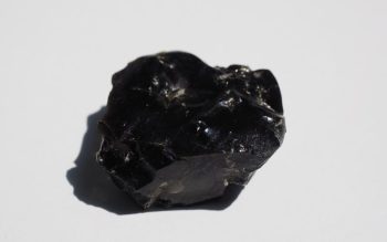 Lee más sobre el artículo La piedra obsidiana – 5 lugares en los que encontrarla