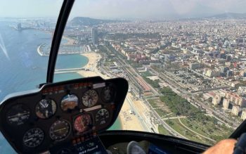 Lee más sobre el artículo Paseo en helicóptero sobre Barcelona – Una excursión de ensueño para todos los turistas