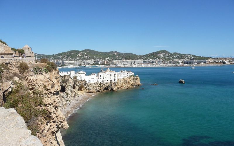 Lee más sobre el artículo Ibiza inolvidable – Los rincones más encantadores de la isla