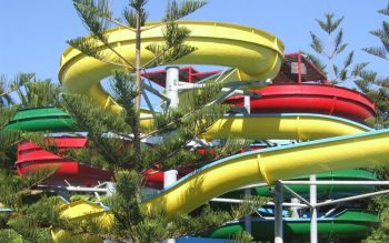 Lee más sobre el artículo Los mejores parques acuáticos que visitar en España