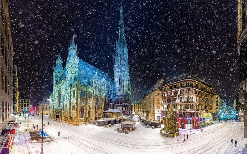 Lee más sobre el artículo 5 destinos europeos para sentir el espíritu de la Navidad