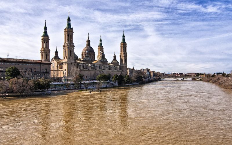 Lee más sobre el artículo Rutas por el noreste de España desde Zaragoza