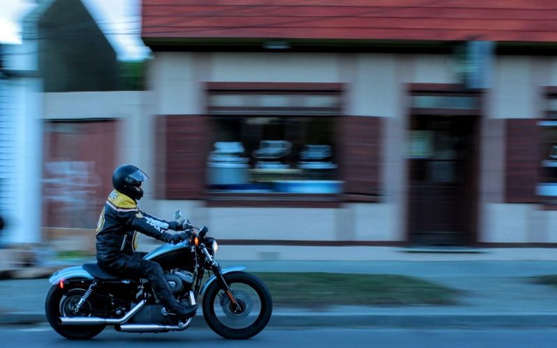 Lee más sobre el artículo Rutas, planes y consejos para motoristas en las islas Canarias