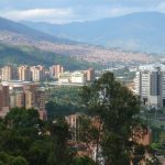 ¿Por qué todo el mundo se hospeda en El Poblado al viajar a Medellín?